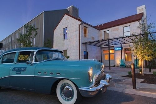 Lone Star Court Retro Buick